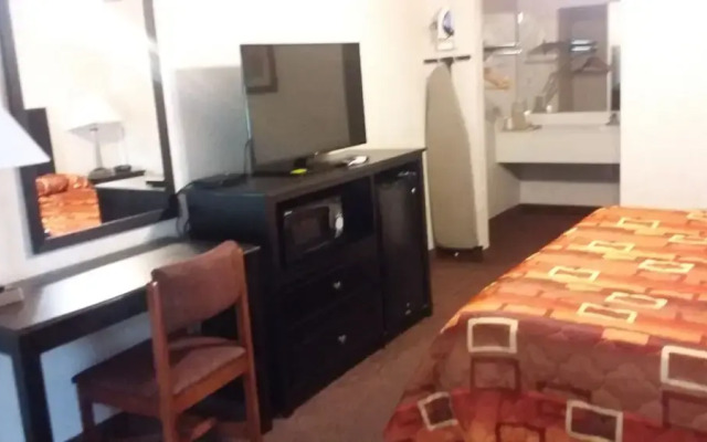 Deerfield Inn & Suites
