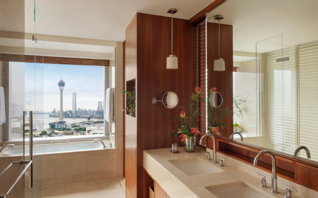 Mandarin Oriental, Macau