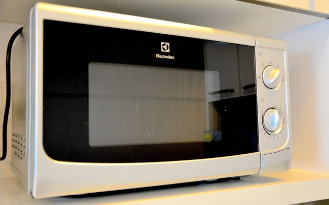 Mystayover at The Summer Suites