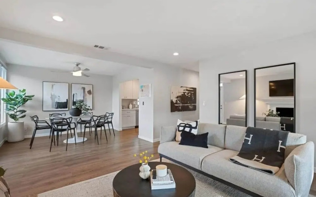 @ Marbella Lane - 3BR Designer Home in Pacifica