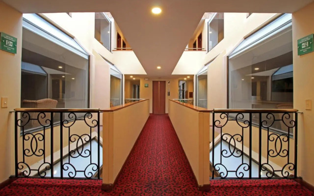 Windsor House Inn By Geh Suites