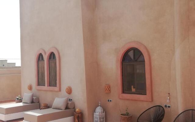 RIAD dar POUBLANC