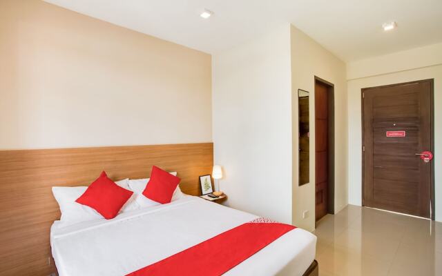Oyo 403 Maplewave Hotel