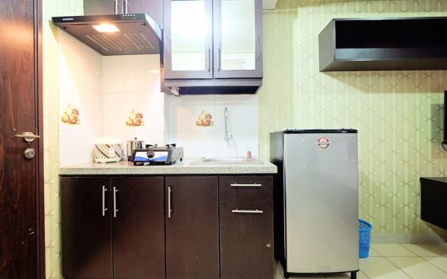 Minimalist Studio Room At Serpong Greenview