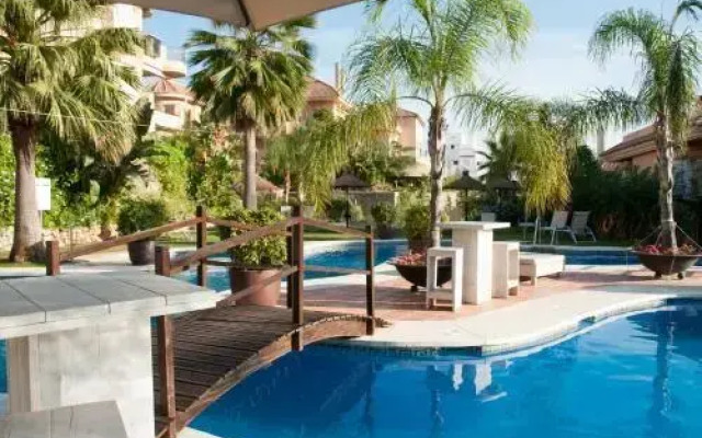 Aloha Hill Club Apartment