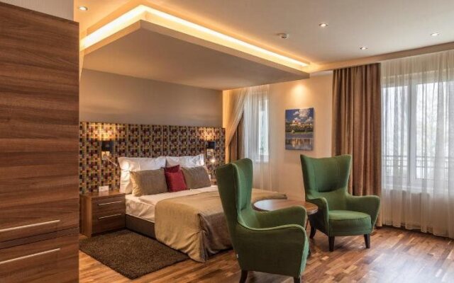 Tópart Hotel