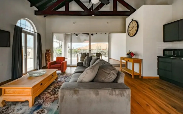 Picaron Villas in Santa Cruz