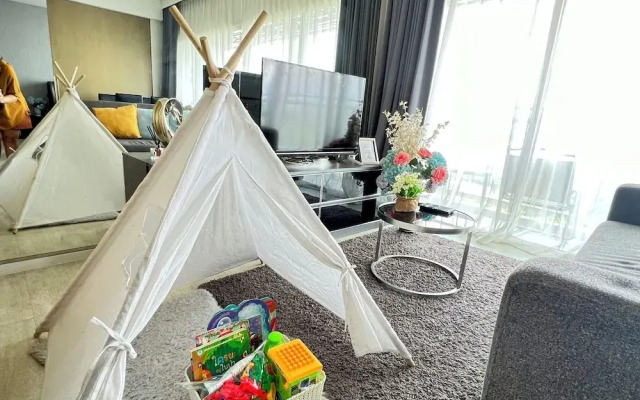 Residence Veranda By Thita