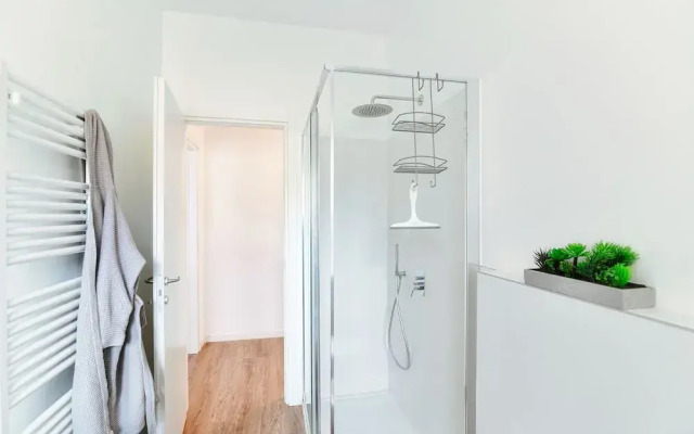 JOIVY Superb Flat W/Balcony