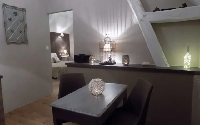 Charme au fil de l'Eau - Gîte L'élégant