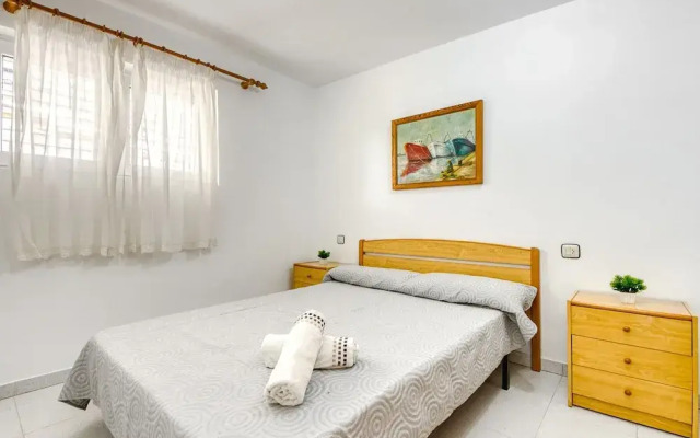 Apartment in Roses Near Beach