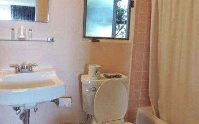 Dune Crest Hotel