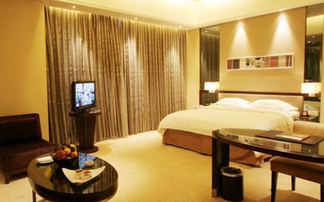 Luxemon Xinjiang Yindu Hotel