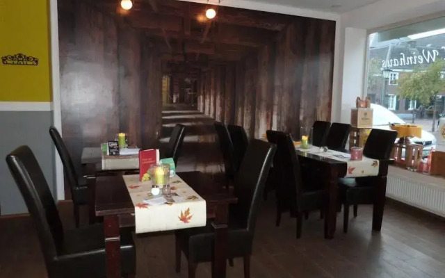 Gast und Weinhaus Zwiebelturm