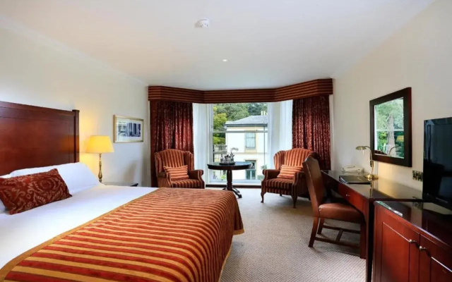 Macdonald Norwood Hall Hotel