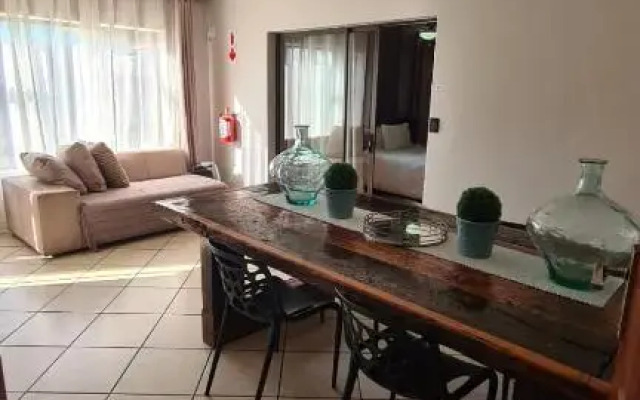 Tudor Manor Guesthouse