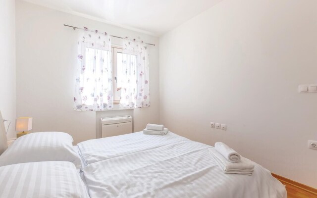 Awesome Apartment in Crikvenica With Wifi and 1 Bedrooms