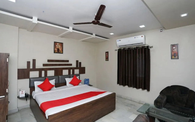 OYO 23385 The Prestige Hotel & Convention