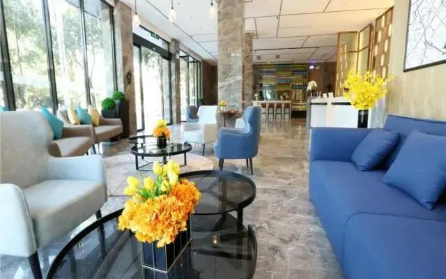 Echarm Hotel Liuzhou Jiangbin Park
