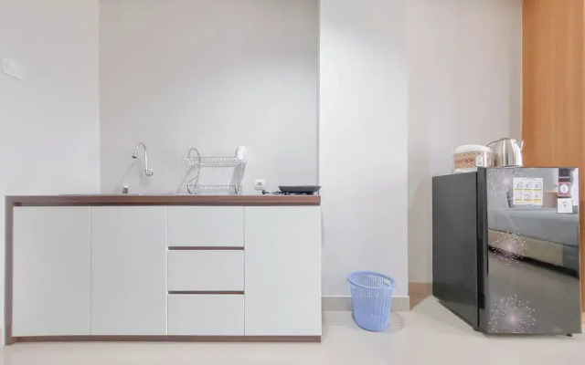 Relaxing And Cozy Studio Patraland Amarta Apartment
