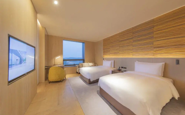 Girdear Hotel