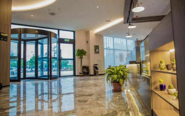 Home Inn UP Huayi Selected Hotel (Huanghua Zhongjie Branch)