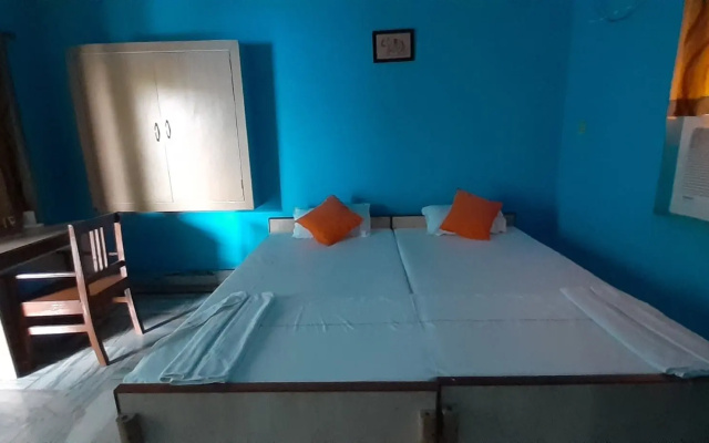 Shri Yoga Mandir Guest House – Guest Rooms – Varanasi