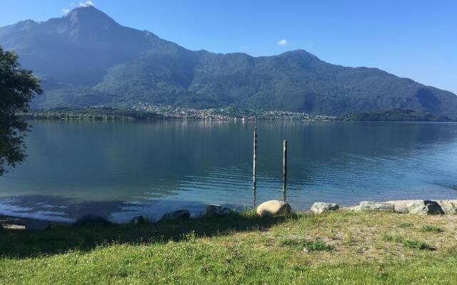 Favoloso appartamento fronte lago, Gera Lario