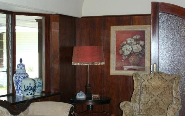 Sheppard Boutique Hotel