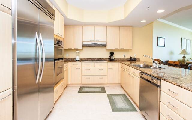 Crb0311 3 Bedroom Condo