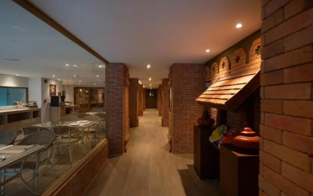 March Hotel & Suite Chiang Mai