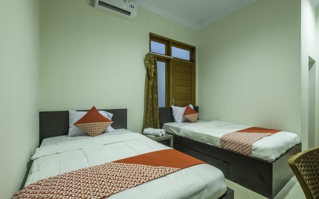 Zleepy Ks Tubun by OYO Rooms – Guest Rooms – Cirebon
