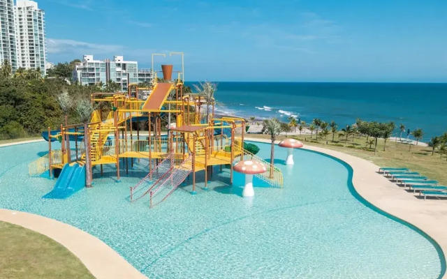 The Seashells Beach Condo by Acomodo