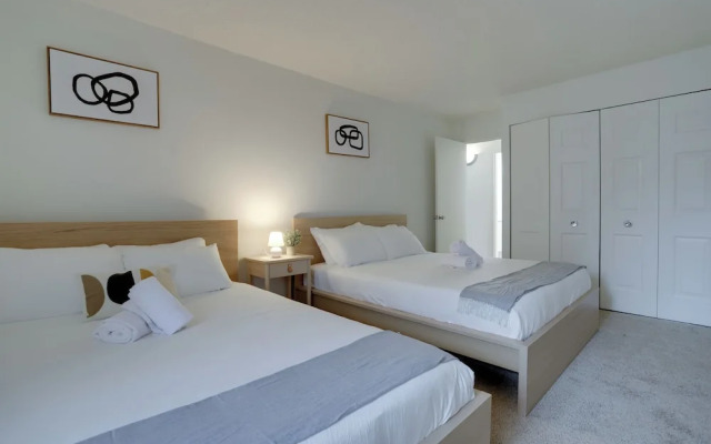 Convenient Apt Near Airport