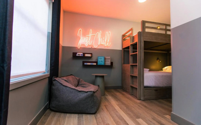 voco The Darwin Atlanta Midtown by IHG