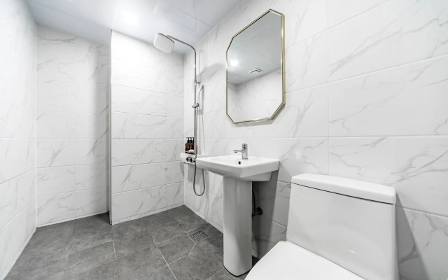 Pohang Daedodong White