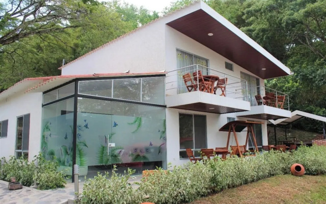 Complejo Turístico Hotel Ganbare