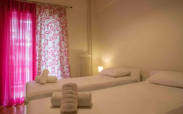 7 Steps Apartment Metro Syggrou Fix near Acropolis