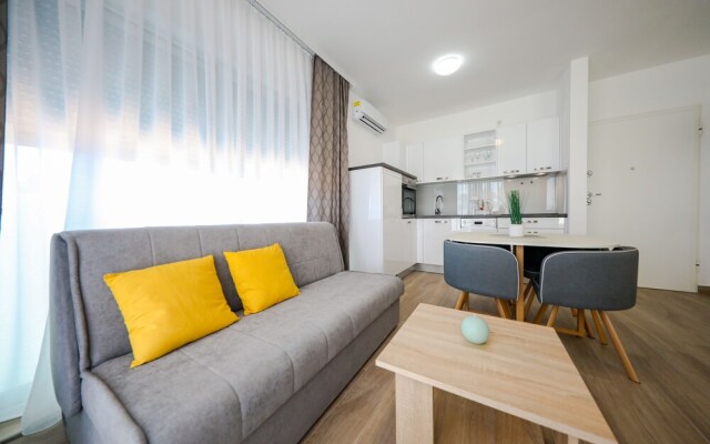Sandy Beach Apartments
