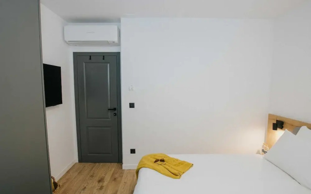 Oleander Urban Suites