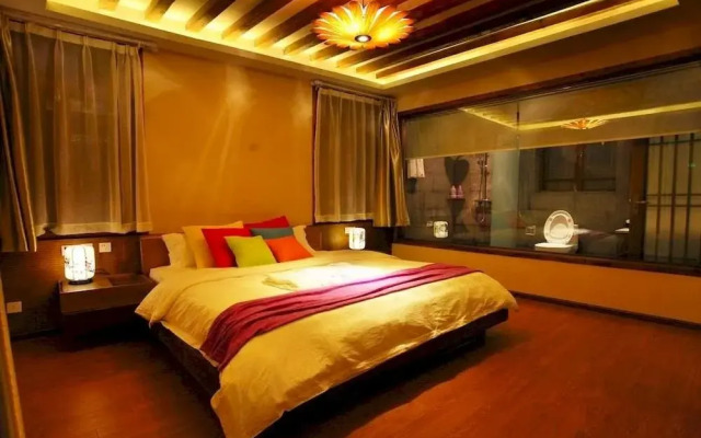 Lijiang Yanlan Cuishe Boutique Inn