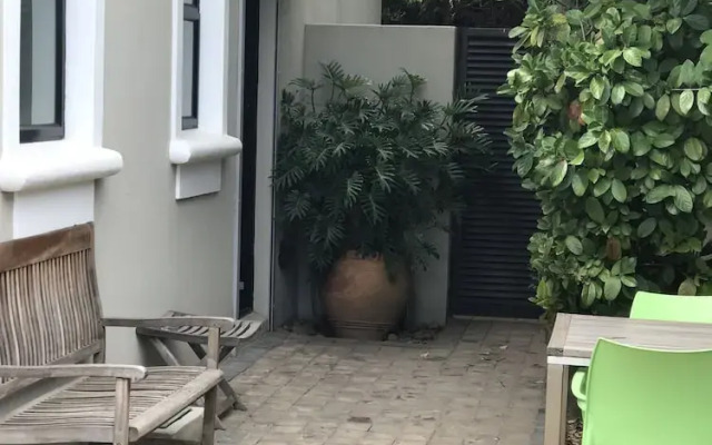 22 Die Laan Studio