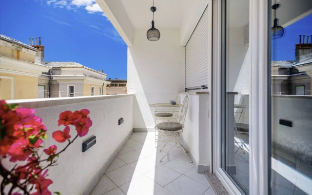 Sea View Apartment Zara Bruna