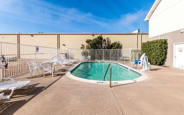 Motel 6 North Richland Hills, TX - NE Fort Worth