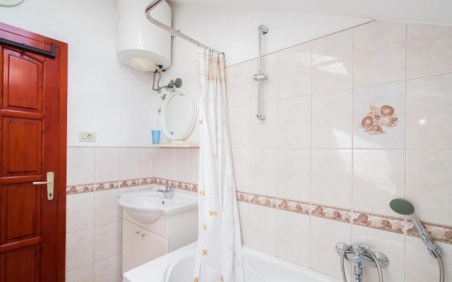 Apartment Annie - sea view : A1 Postira, Island Brac