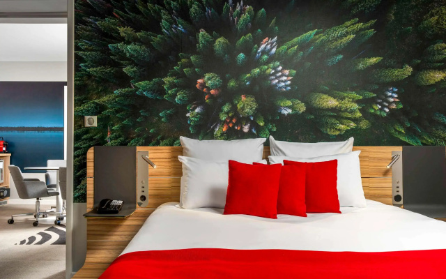 Novotel Bucharest City Centre - Image 6