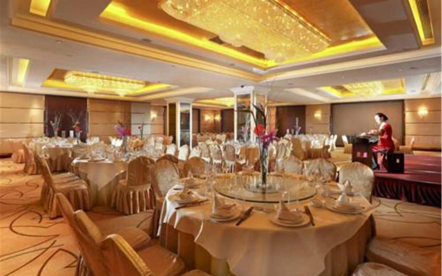 Royal International Hotel