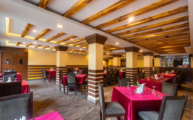 Yellow Pagoda Hotel