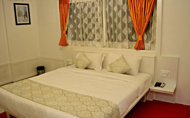 OYO 1711 Hotel Sepoy Grande