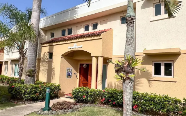 Villa De Palma - Oceanfront Community w Generator